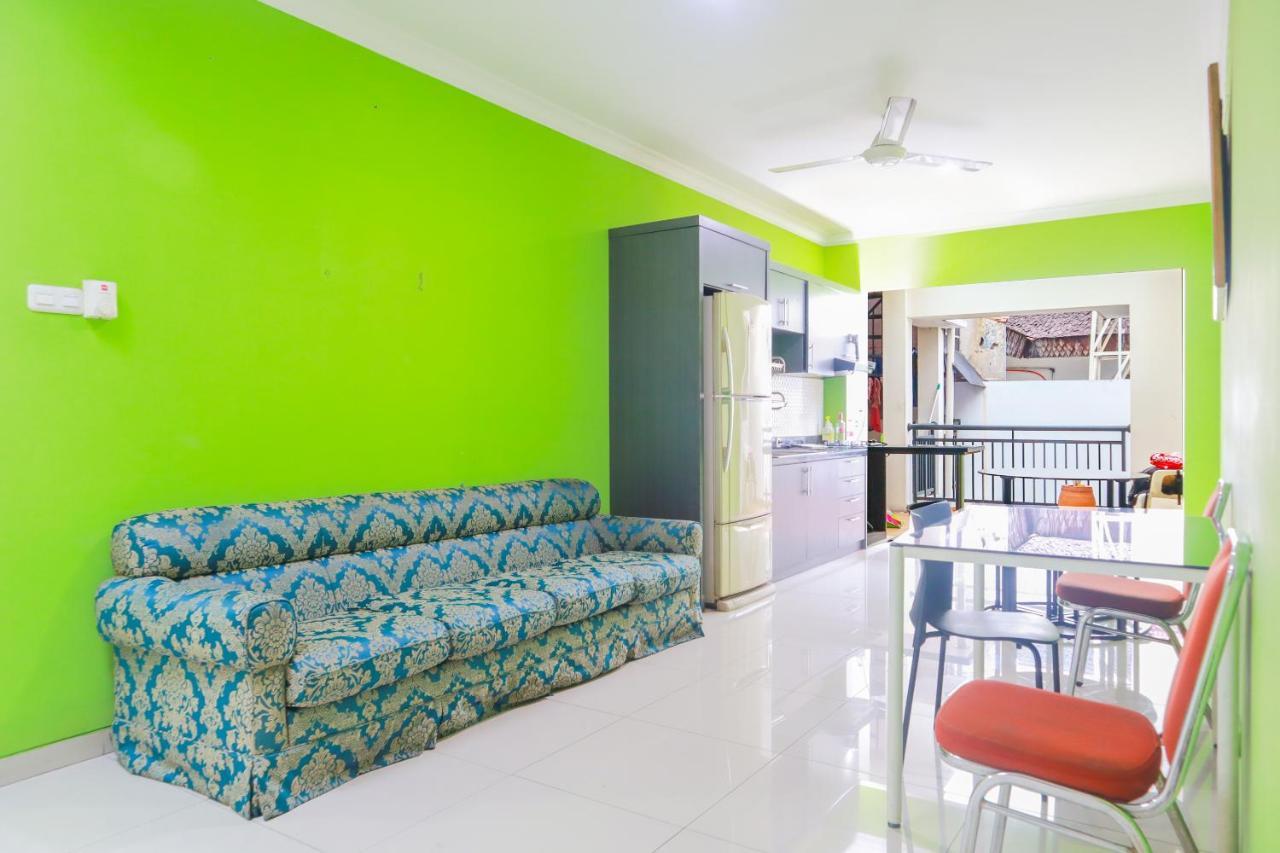 Oyo 2196 Ss Homes Jakarta Exterior foto