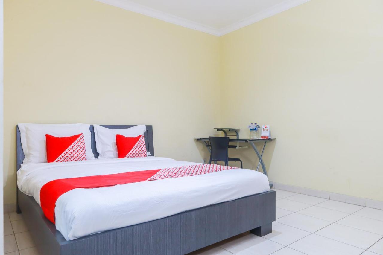 Oyo 2196 Ss Homes Jakarta Exterior foto